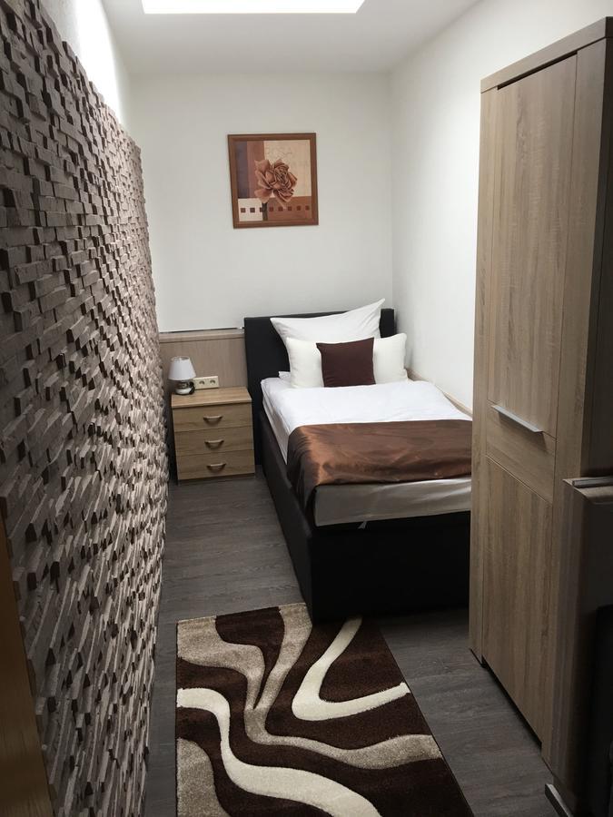 Hotel Am Bruennchen Oberbaar Bagian luar foto