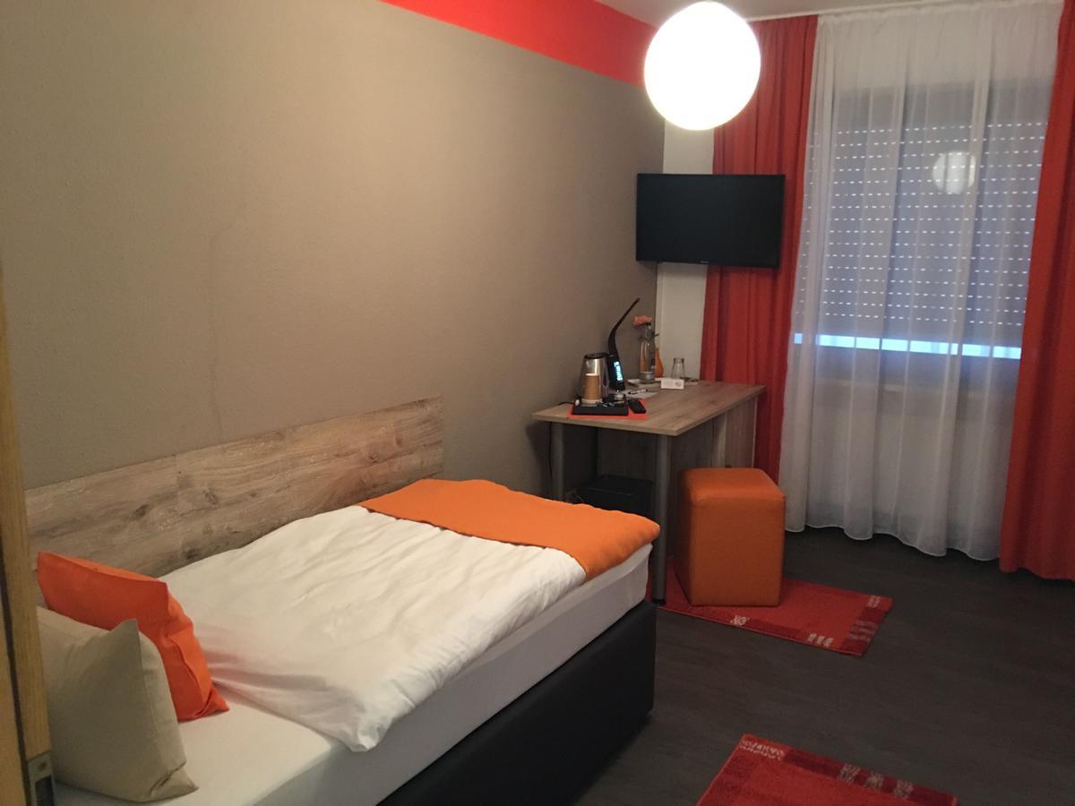 Hotel Am Bruennchen Oberbaar Bagian luar foto